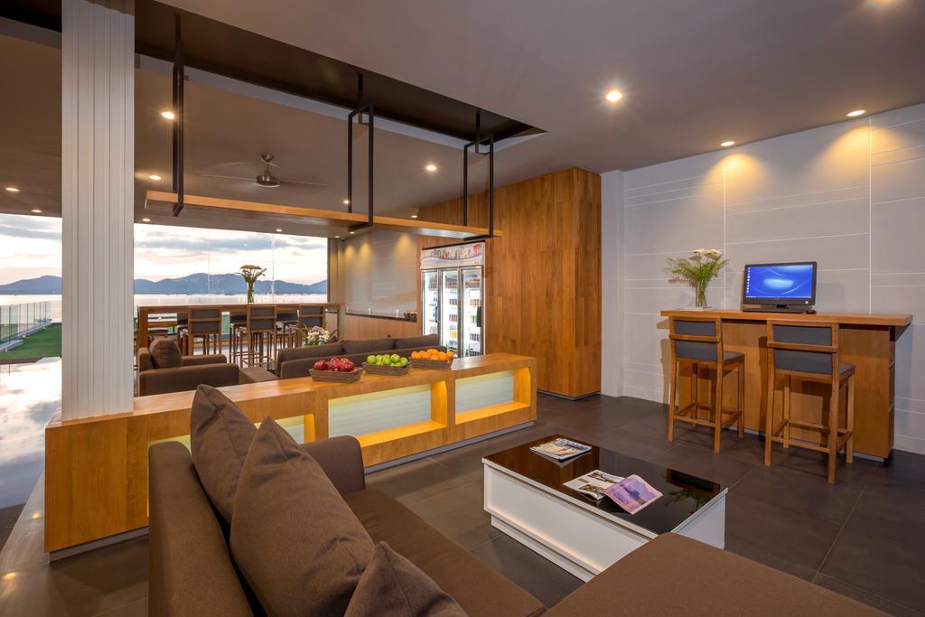 X10 Seaview Suites At Panwa Beach Eksteriør billede